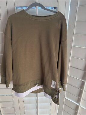 Women's Olive Crewneck Sweatshirt with Layered Hem